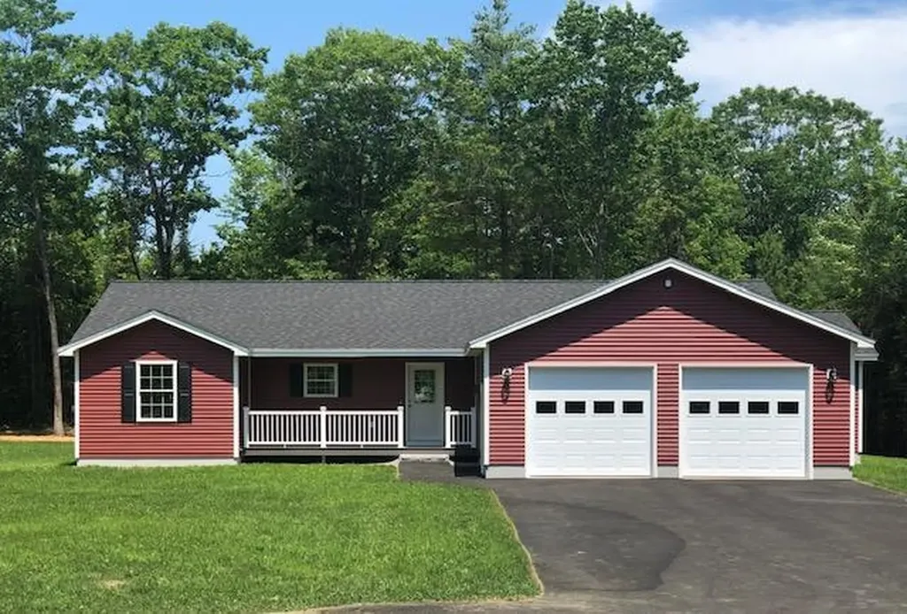 15 Moose Circle Augusta ME 04330