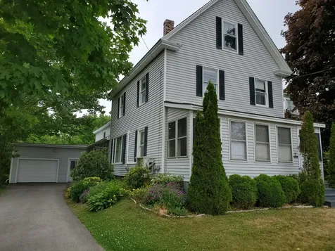 13 Spring Street Newport ME 04953