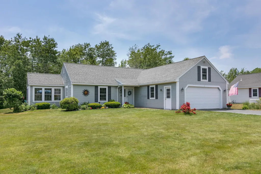 6 Juneberry Lane Scarborough ME 04074