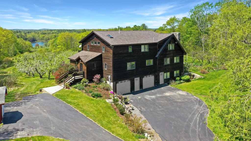 430 Brunswick Road Richmond ME 04357