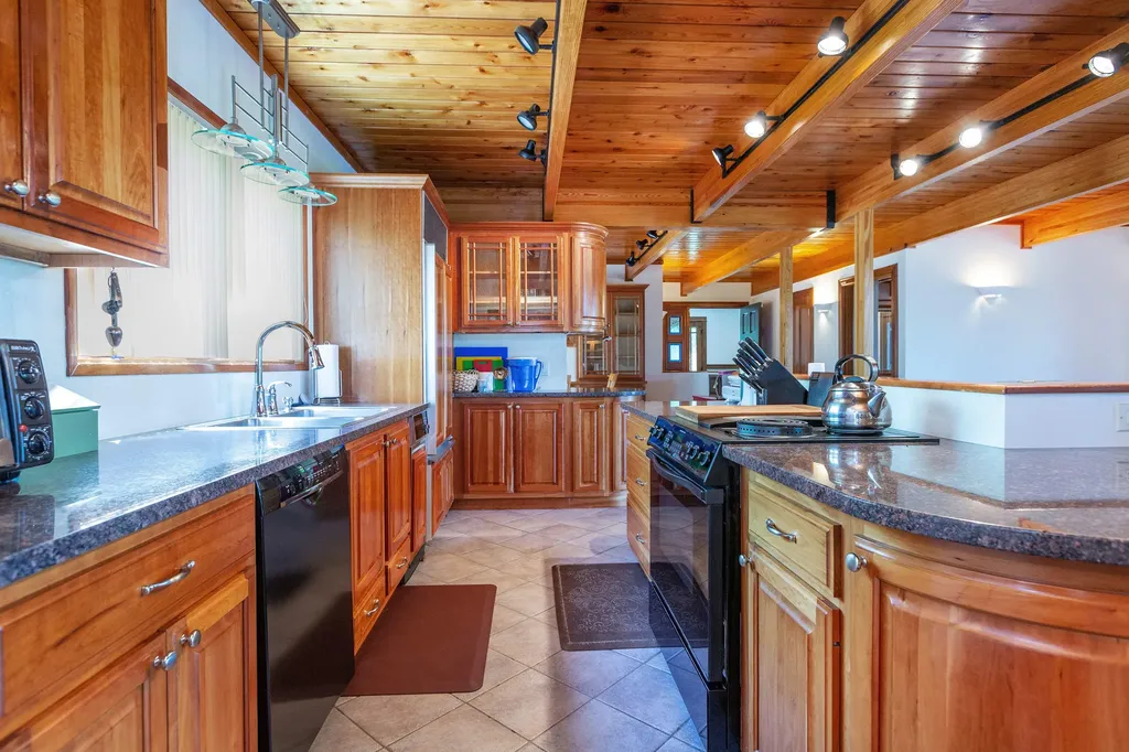 430 Brunswick Road Richmond ME 04357