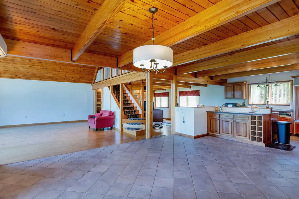 430 Brunswick Road Richmond ME 04357