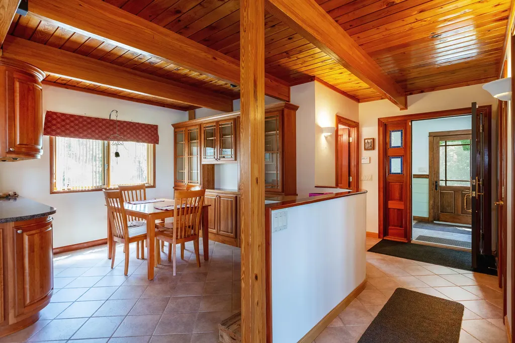 430 Brunswick Road Richmond ME 04357