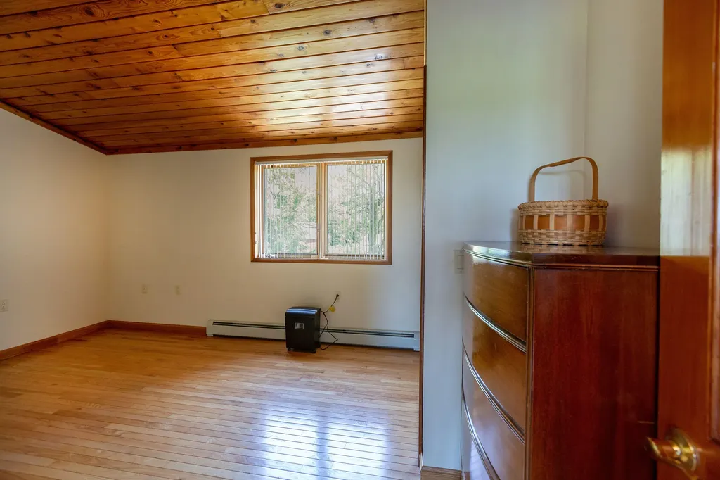 430 Brunswick Road Richmond ME 04357
