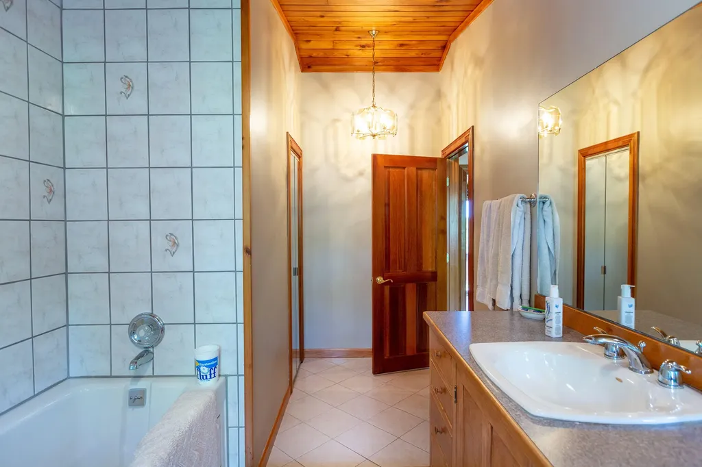 430 Brunswick Road Richmond ME 04357