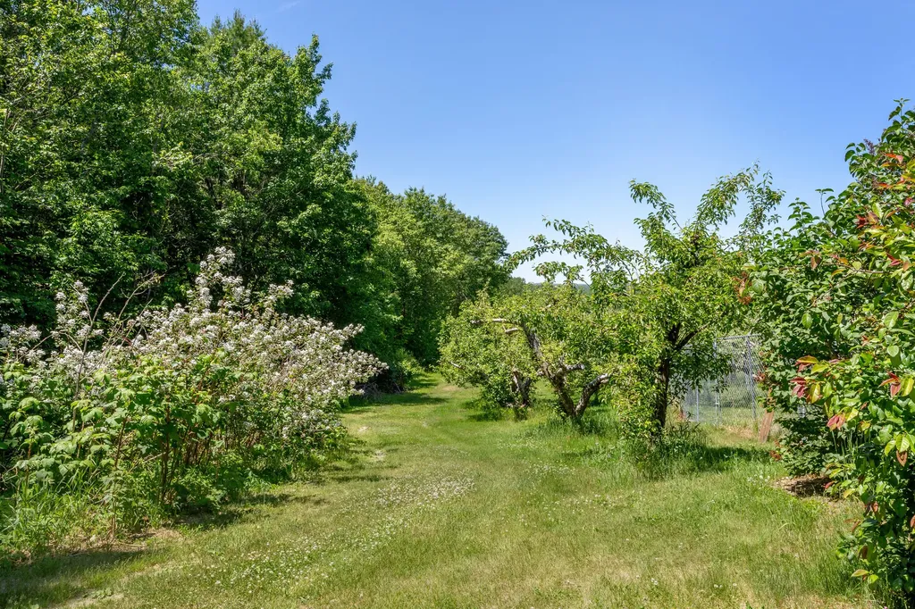 430 Brunswick Road Richmond ME 04357