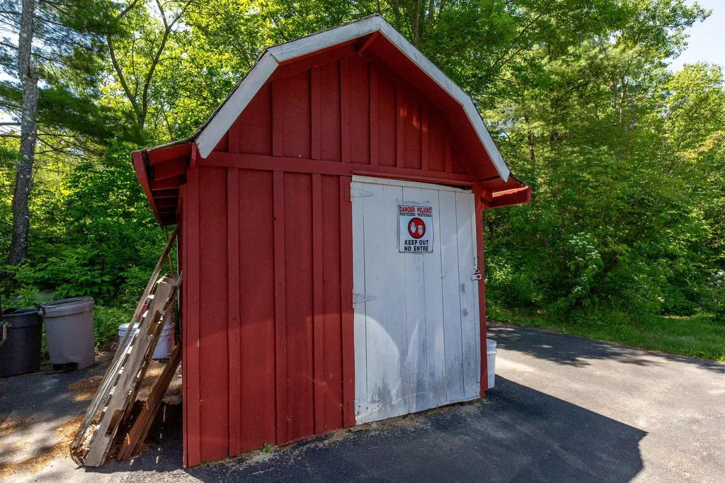 430 Brunswick Road Richmond ME 04357