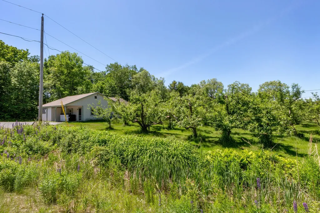 430 Brunswick Road Richmond ME 04357