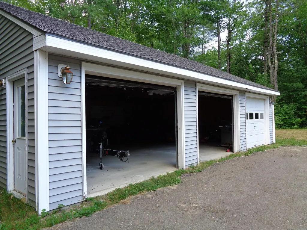871 Plains Road Litchfield ME 04350