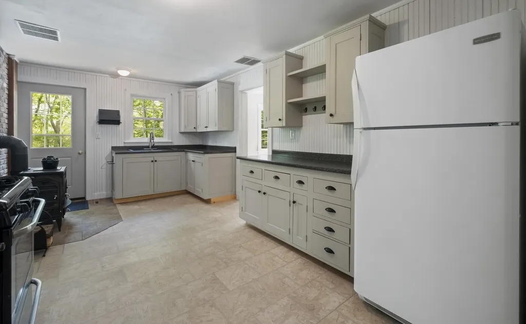 1 Herrick Road Camden ME 04843