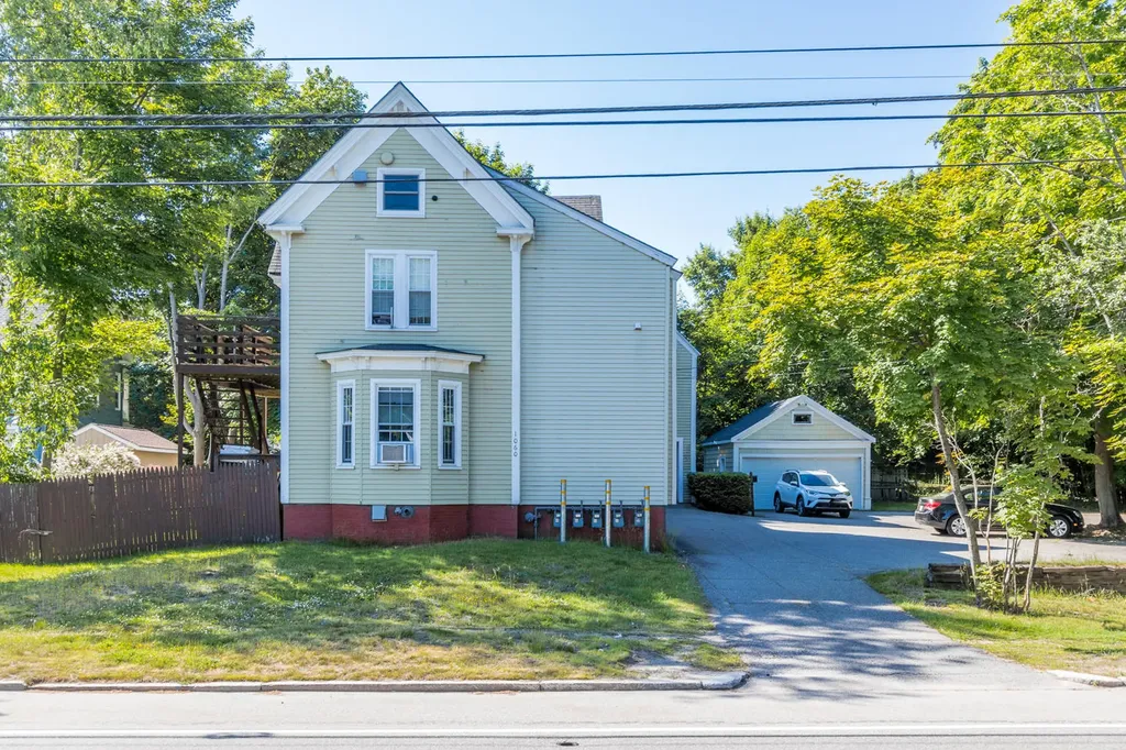 1060 Broadway South Portland ME 04106