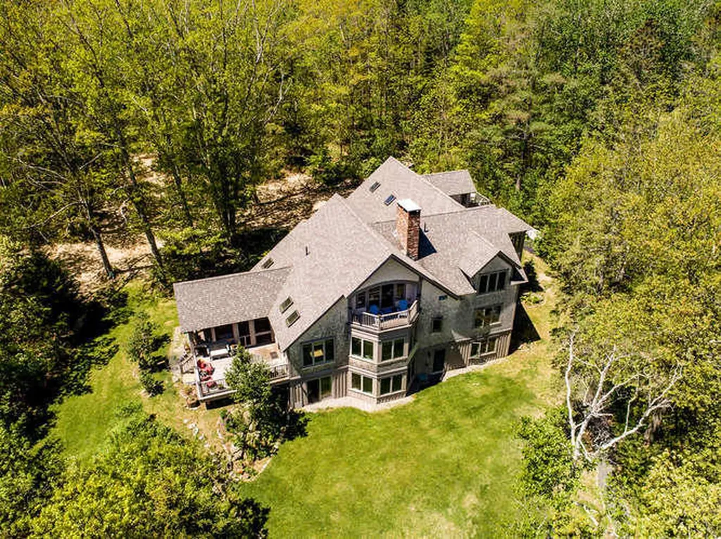 31 Florian Benson Way Blue Hill ME 04614