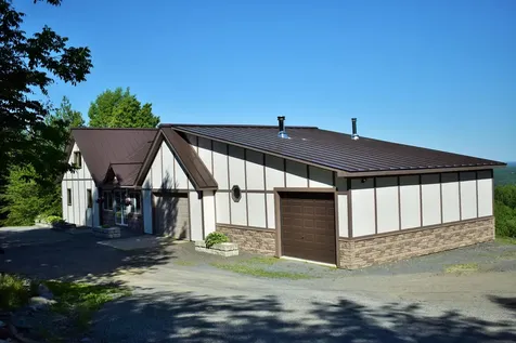28 Valley View Lane Saint Albans ME 04971