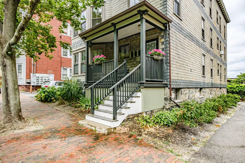 115 Sherman Street Portland ME 04101