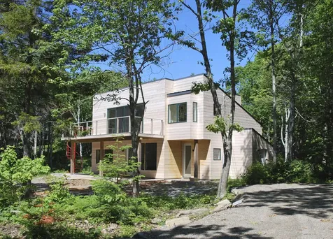 111 Mcfarland Shore Road Bristol ME 04554