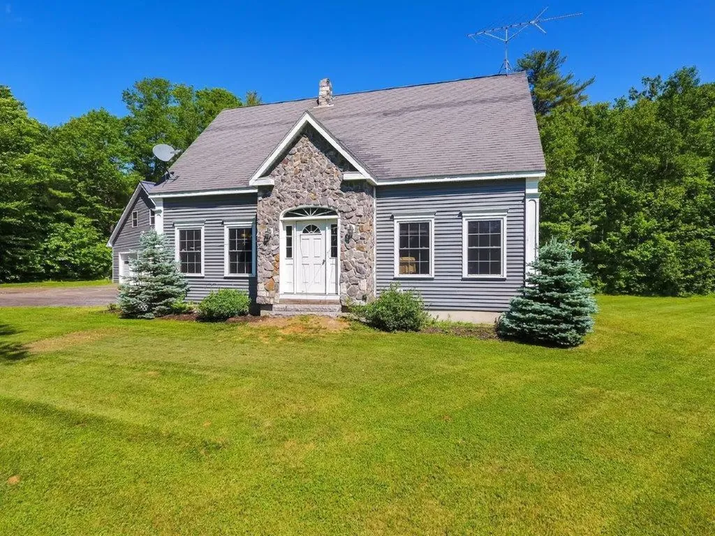 81 Crowell Hill Road Vassalboro ME 04989