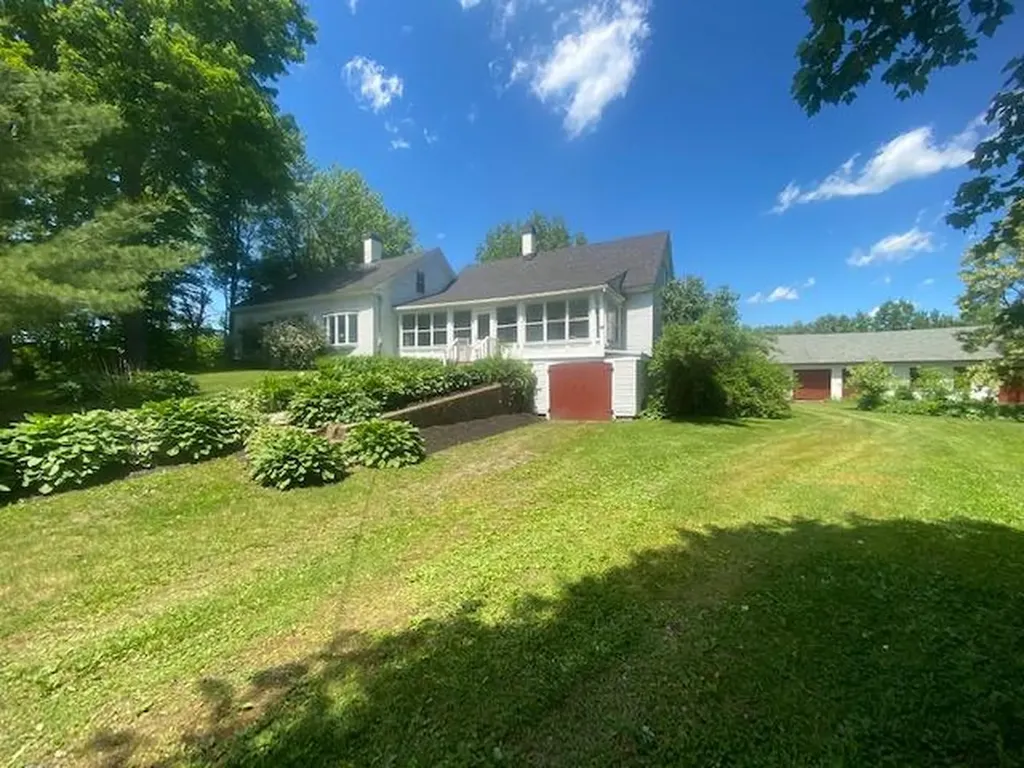 1 Dinsmore Road Sidney ME 04330
