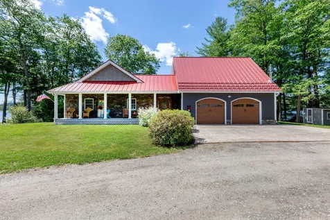 32 Garden Drive Hartford ME 04220