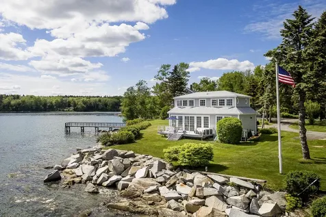11 Waldron Circle Saint George ME 04860