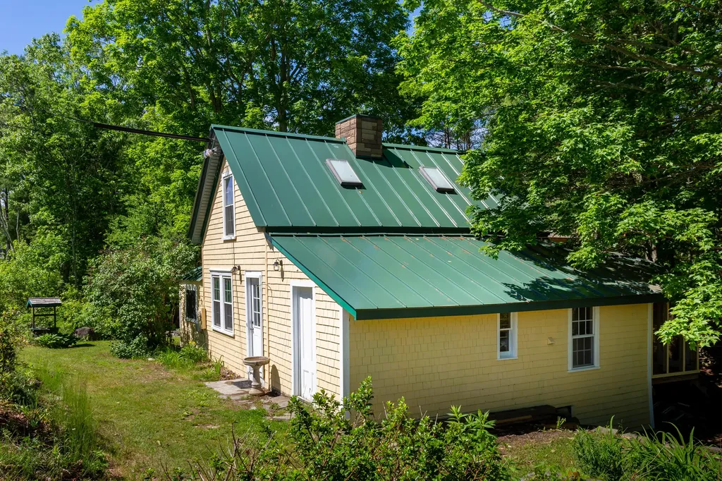 31 Goose Hill Road Jefferson ME 04348