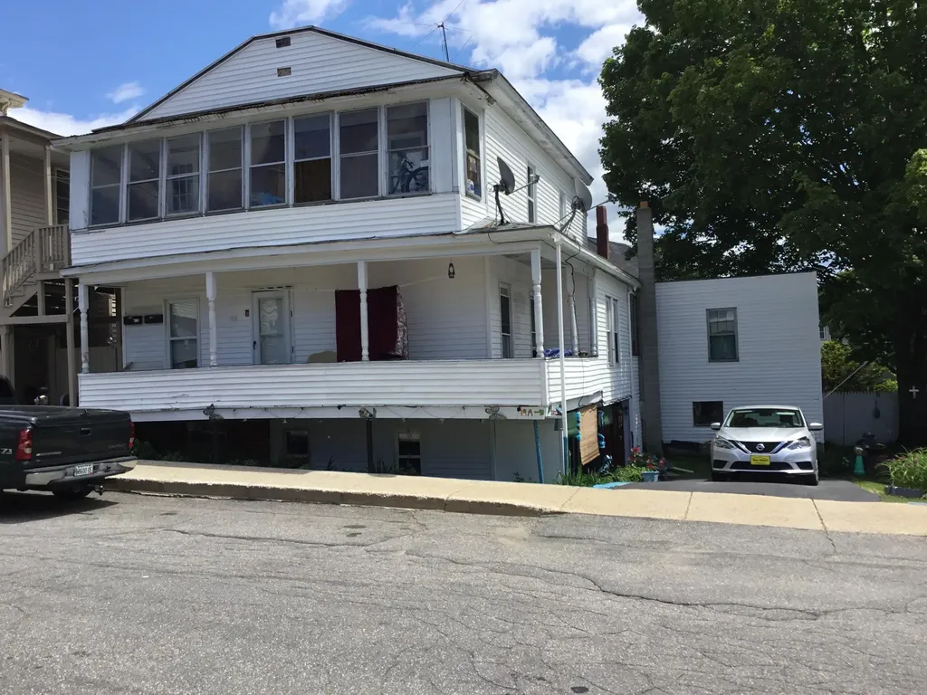 19 Thompson Street Sanford ME 04073