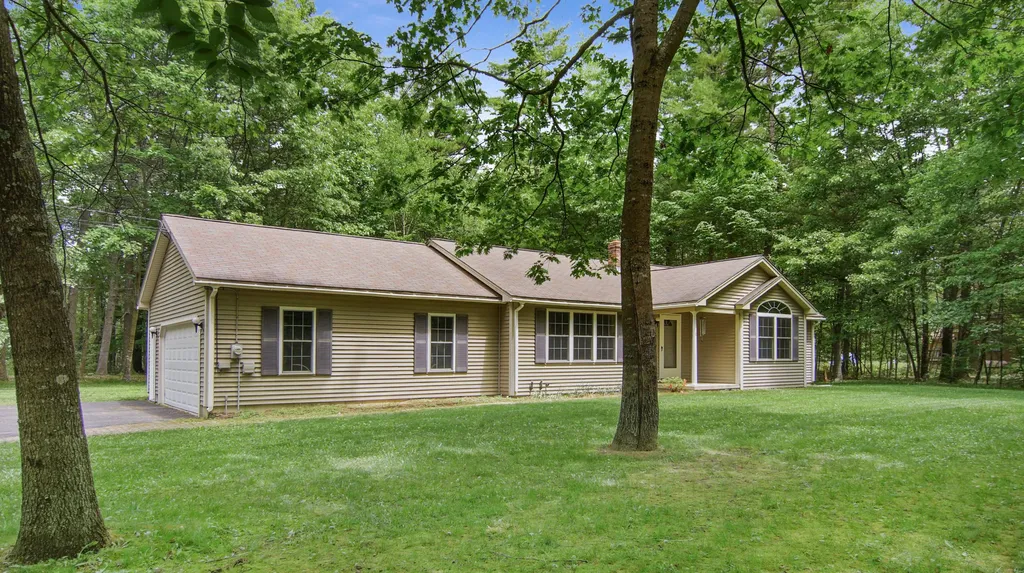 2 Quail Run Road Sanford ME 04073