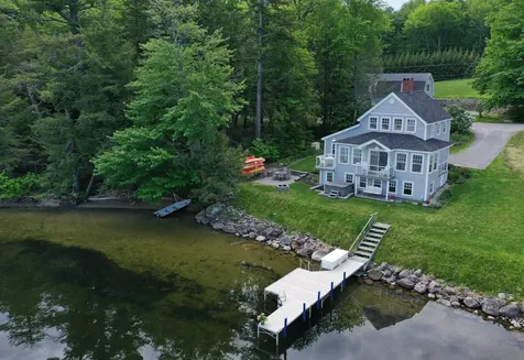 1040 Memorial Drive Winthrop ME 04364