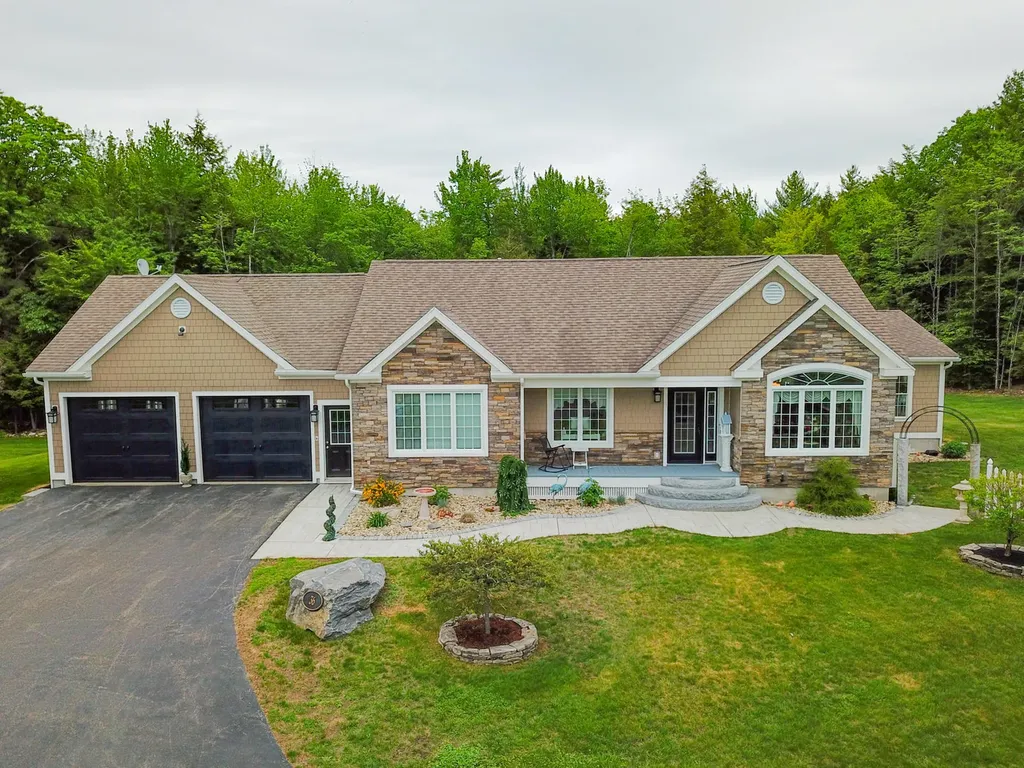 36 Brocklebank Drive Bridgton ME 04009