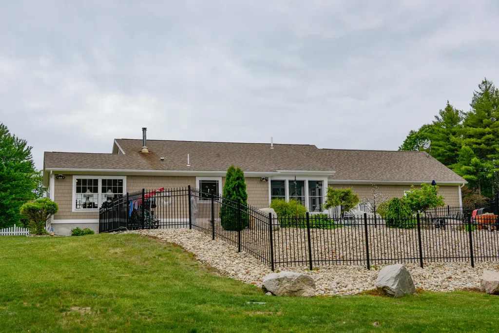 36 Brocklebank Drive Bridgton ME 04009