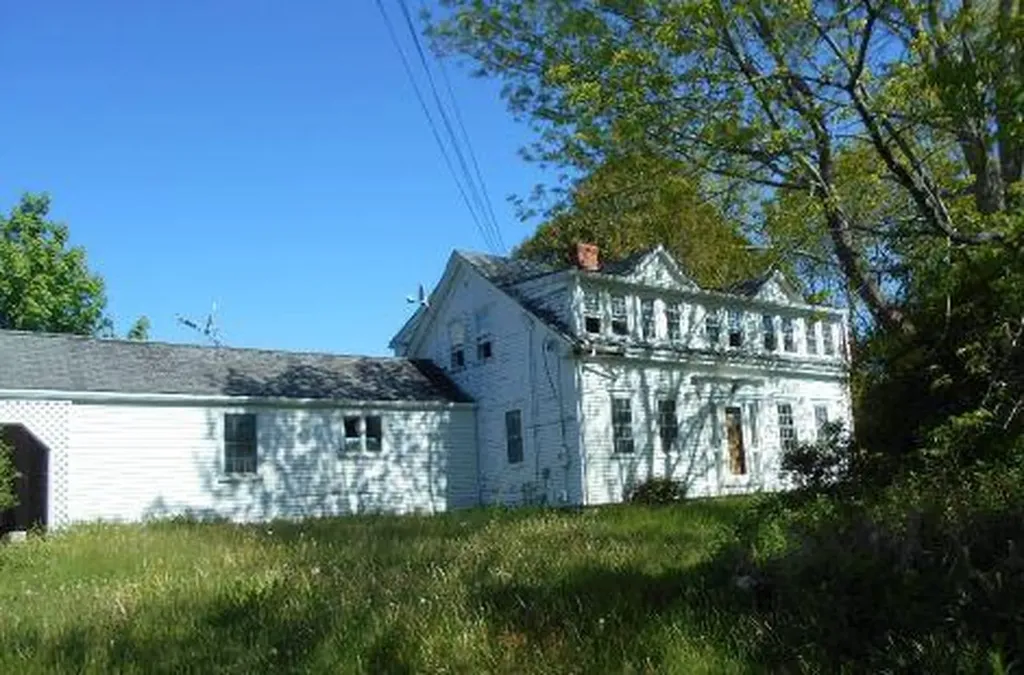 2402 Atlantic Highway Lincolnville ME 04849