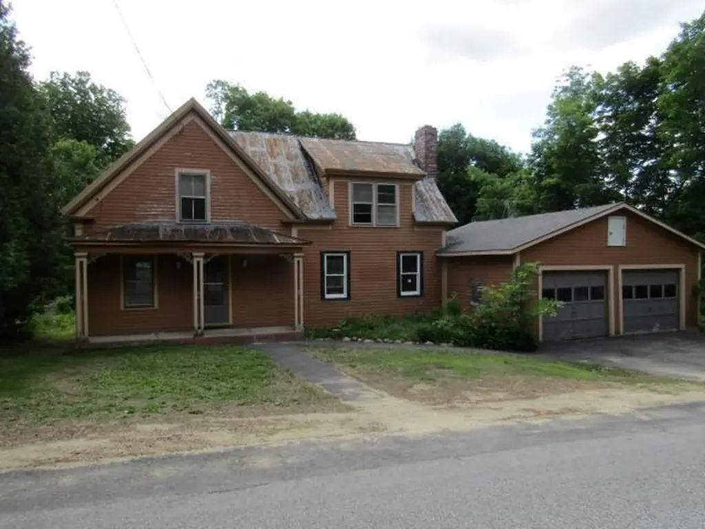 9 High Street Harrison ME 04040