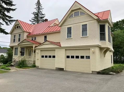 2 Chase Avenue Waterville ME 04901