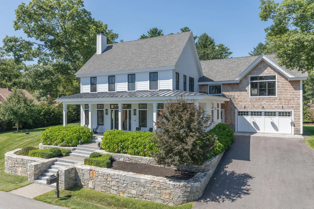 50 Seaside Way Falmouth ME 04105