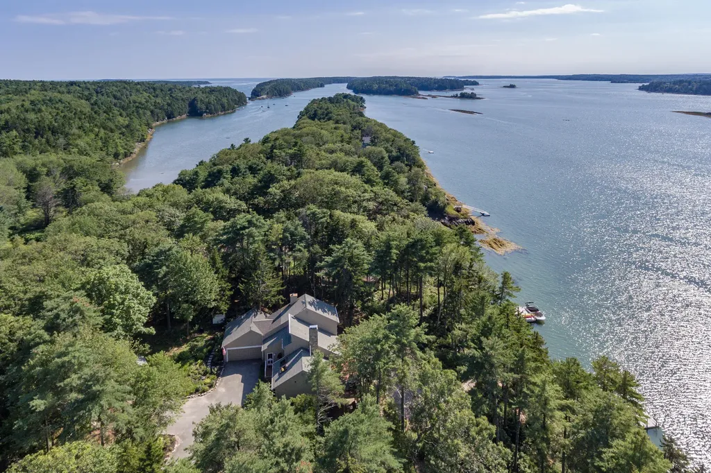 7 Sound Side Drive Harpswell ME 04079