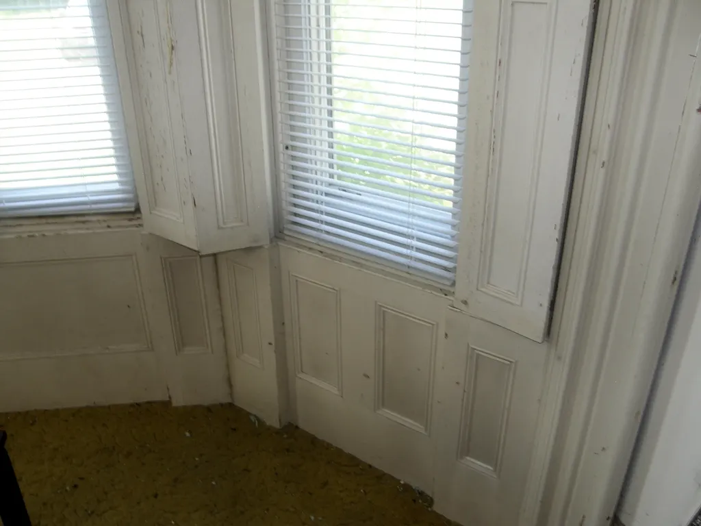 319 Enfield Road Lincoln ME 04457