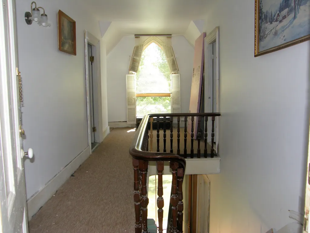 319 Enfield Road Lincoln ME 04457