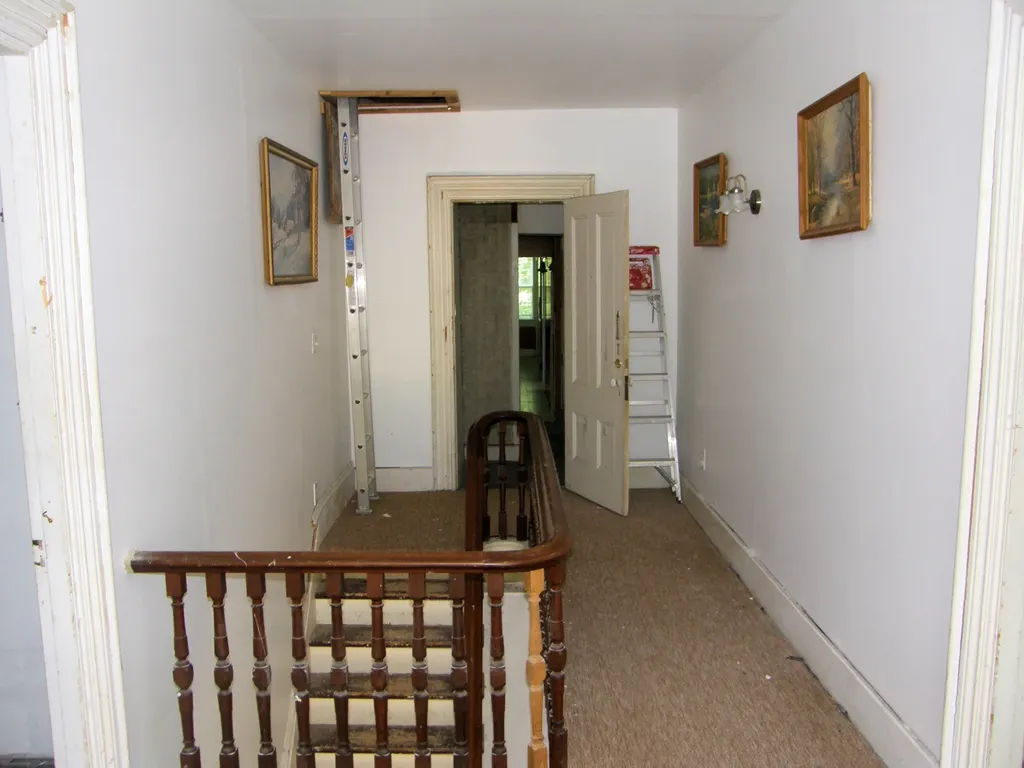 319 Enfield Road Lincoln ME 04457