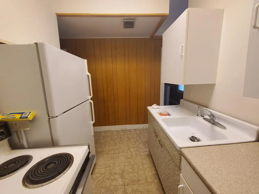 319 Enfield Road Lincoln ME 04457