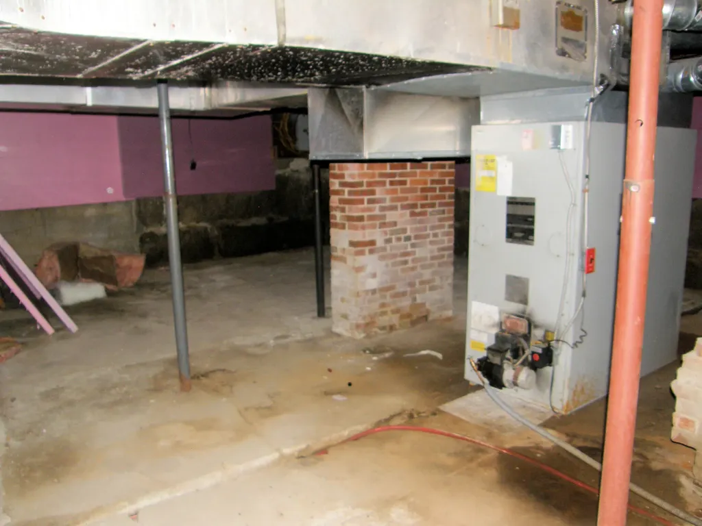 319 Enfield Road Lincoln ME 04457