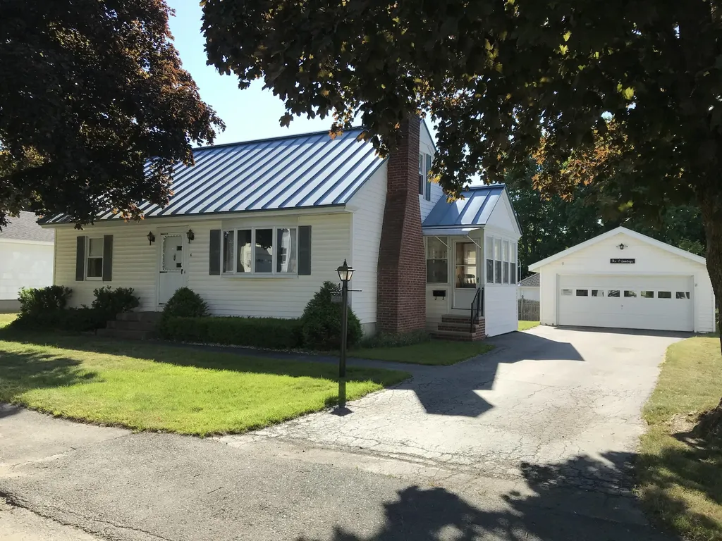 6 Collette Street Waterville ME 04901