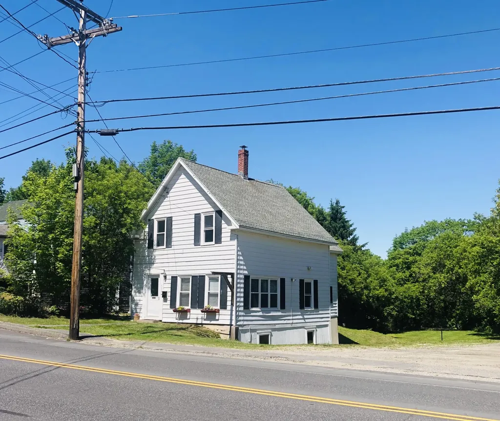 326 Water Street Hallowell ME 04347