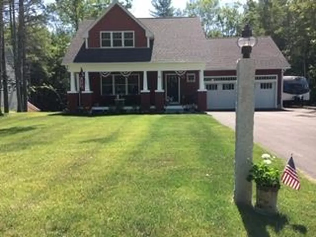 60 Rose Way Wells ME 04090