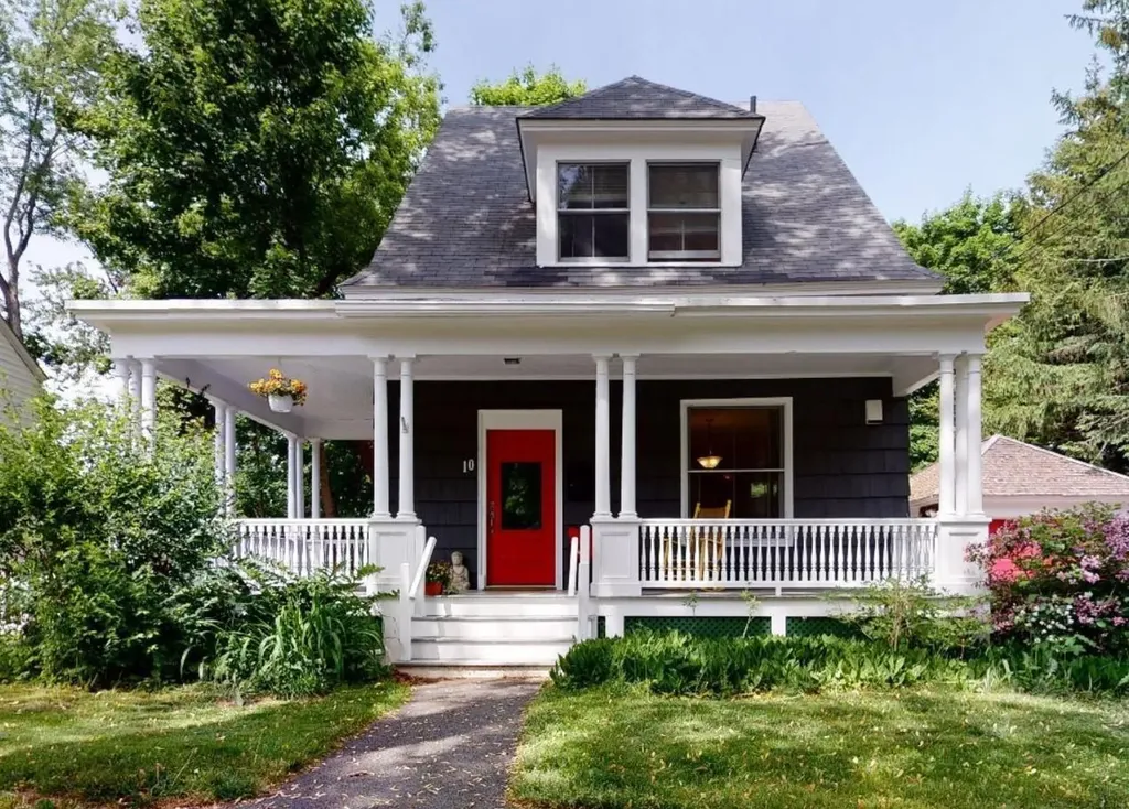 10 Ware Street Lewiston ME 04240
