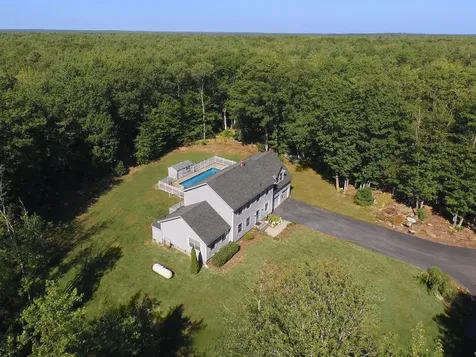 27 Lilac Lane Kennebunkport ME 04046