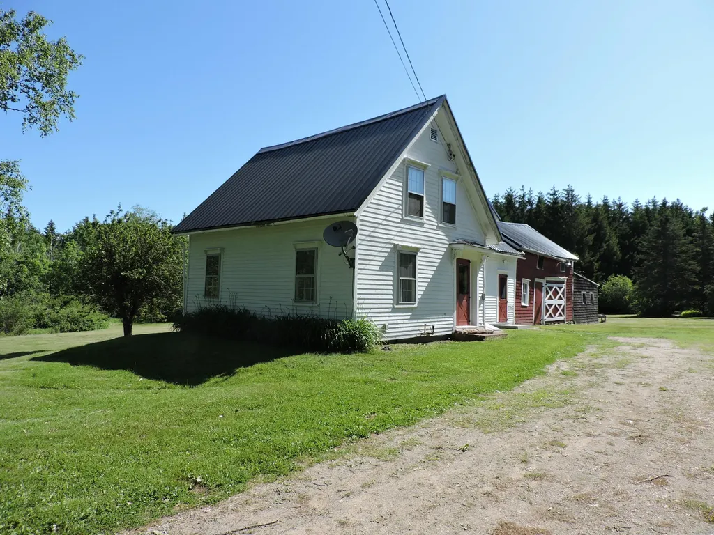 195 Sawyer Road Hampden ME 04444