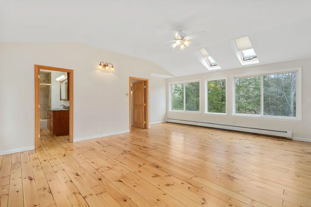 11 Roos Hill Drive Freeport ME 04032