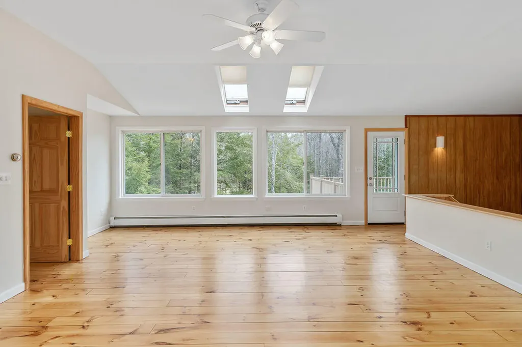 11 Roos Hill Drive Freeport ME 04032
