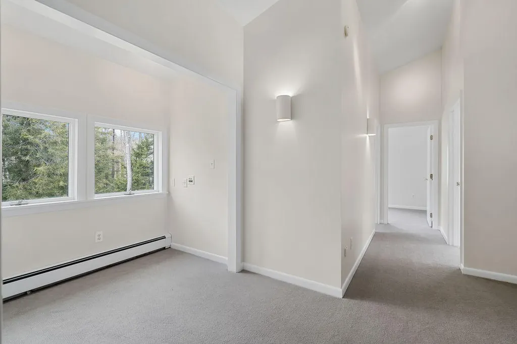 11 Roos Hill Drive Freeport ME 04032