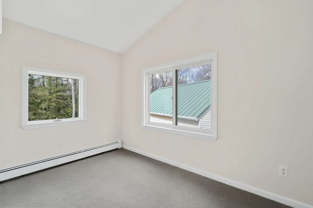 11 Roos Hill Drive Freeport ME 04032