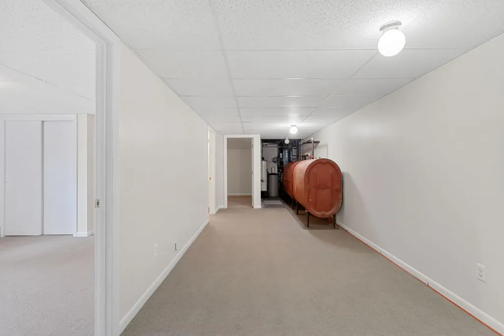 11 Roos Hill Drive Freeport ME 04032